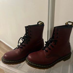 Dr. Martens. Like new!